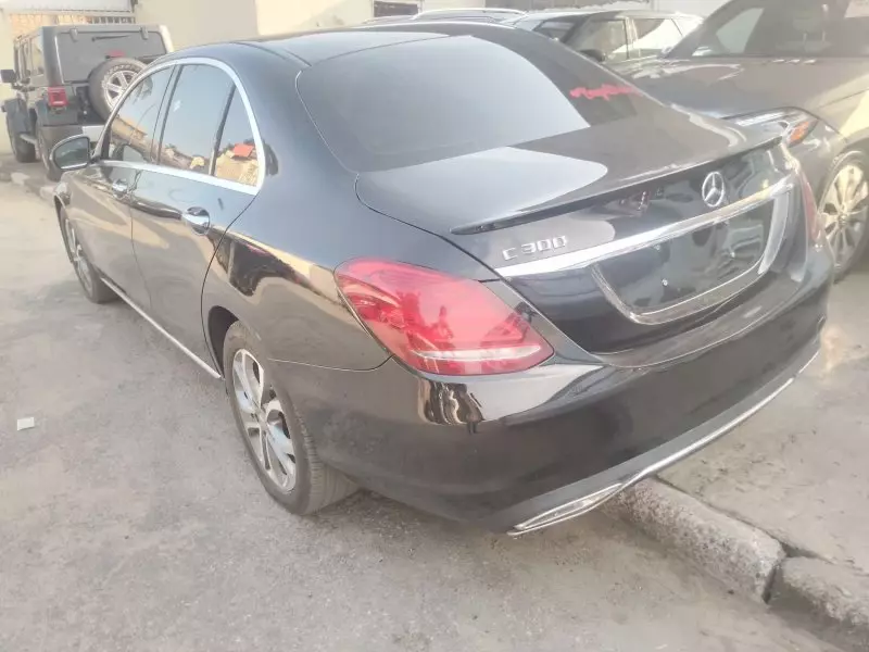 Mercedes-Benz C 300   - 2016