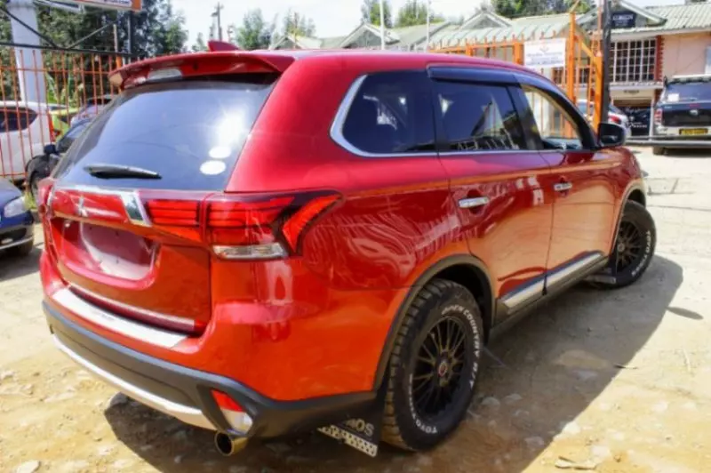 Mitsubishi New Outlander   - 2017