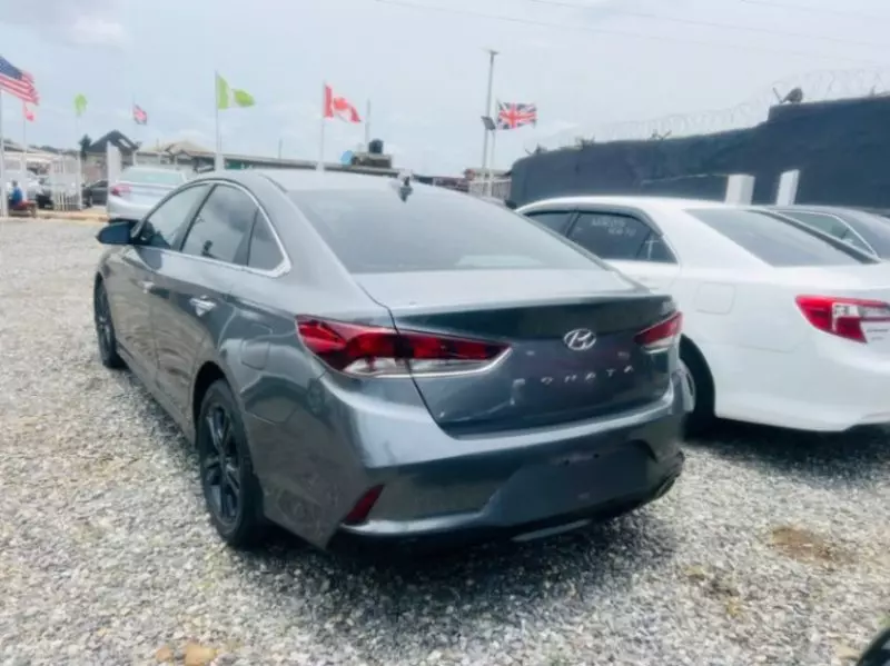 Hyundai Sonata   - 2019