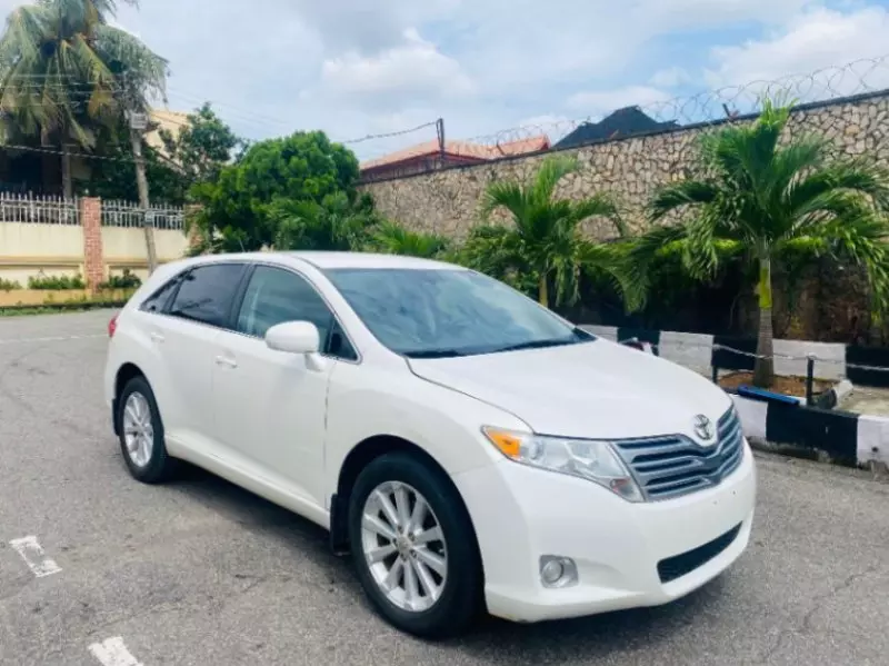 Toyota Venza   - 2010