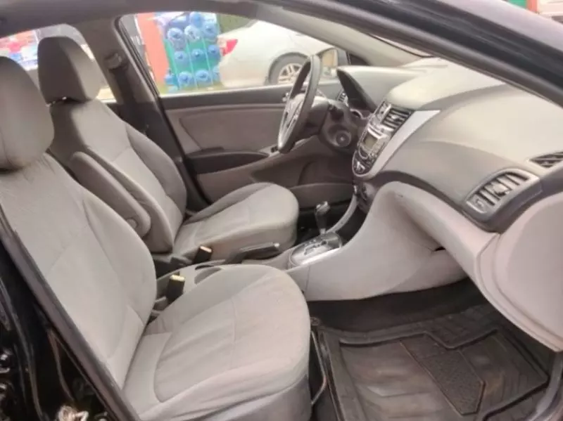 Hyundai Accent   - 2014