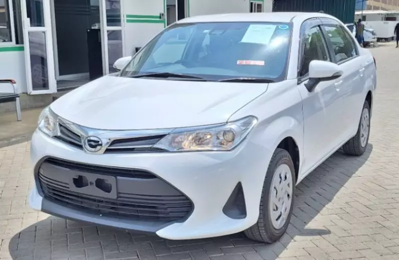 Toyota Axio    - 2018