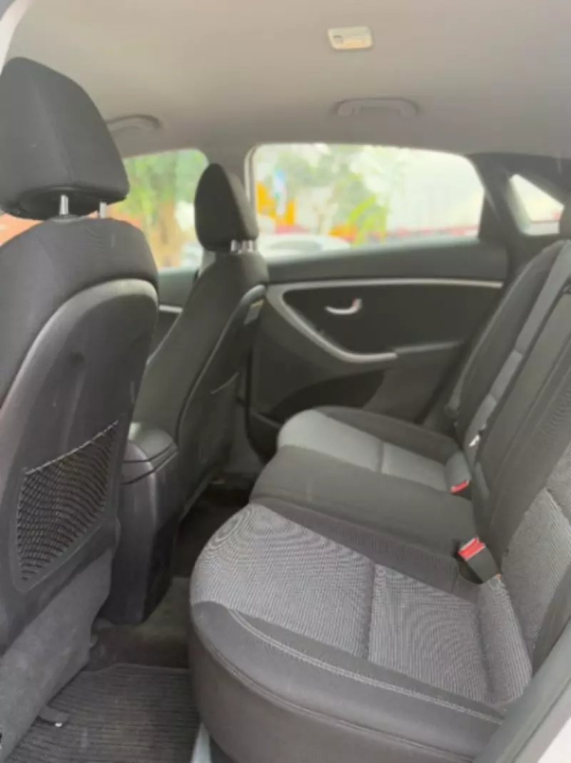 Hyundai Elantra   - 2016