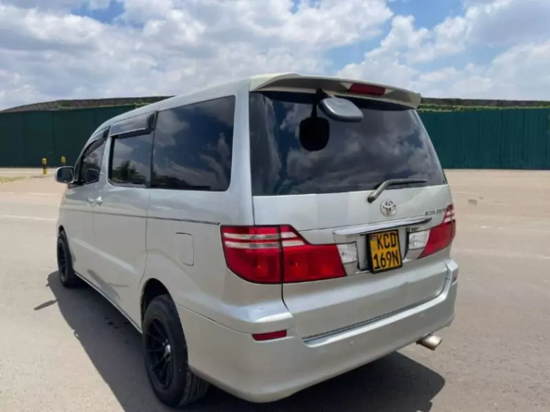 Toyota Alphard   - 2008