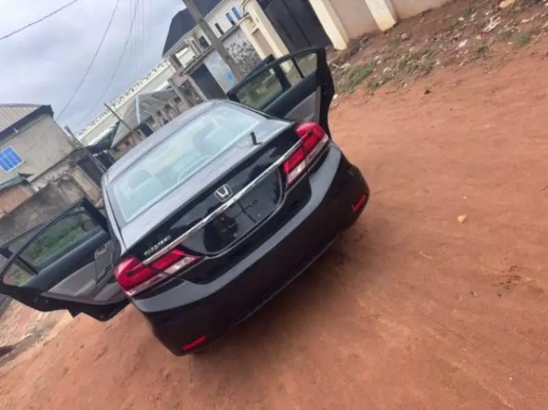 Honda Civic   - 2015