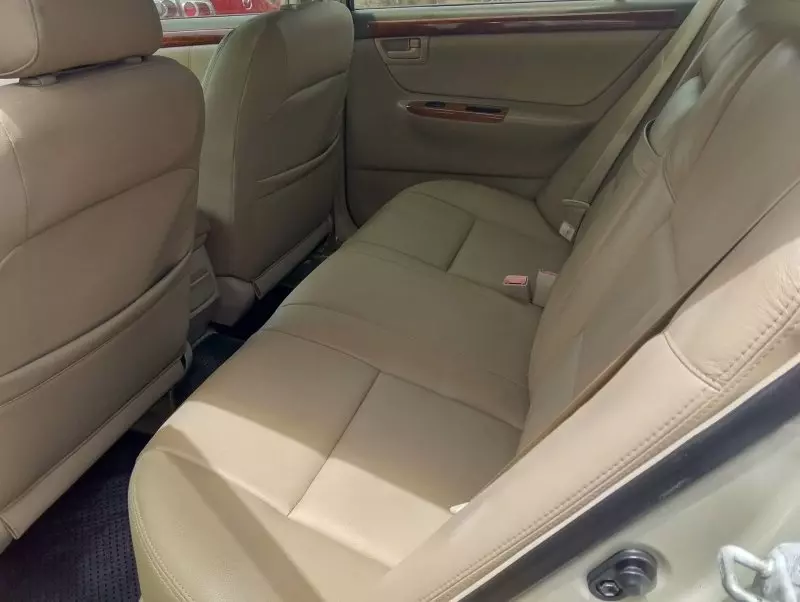 Toyota Corolla   - 2002