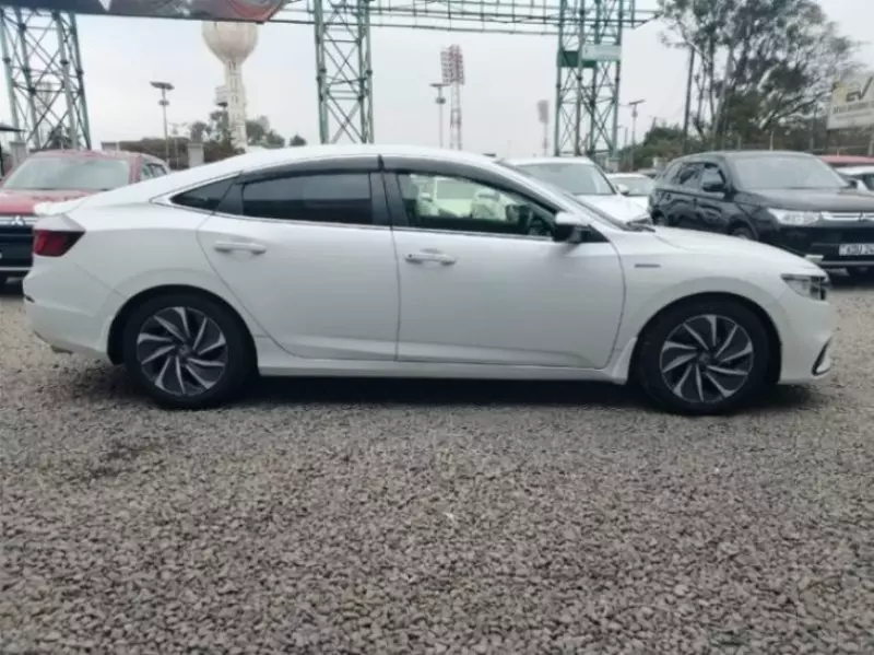 Honda Insight   - 2019