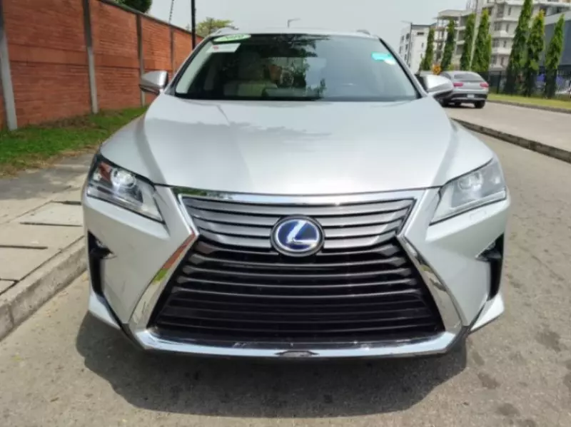 Lexus RX - 2019