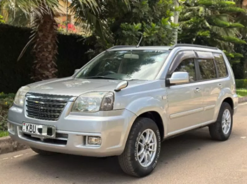 Nissan X-Trail   - 2005