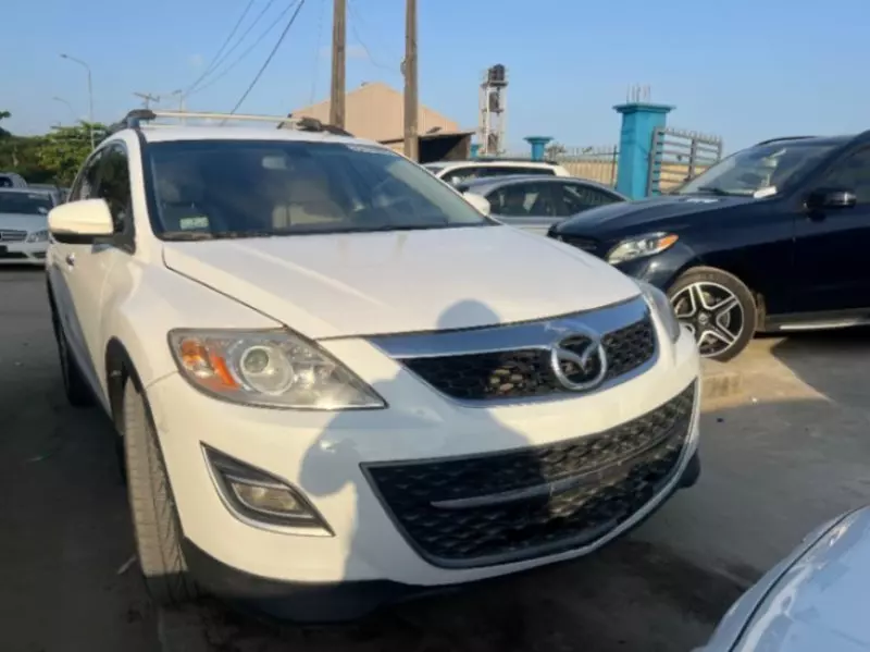 Mazda CX-9   - 2010