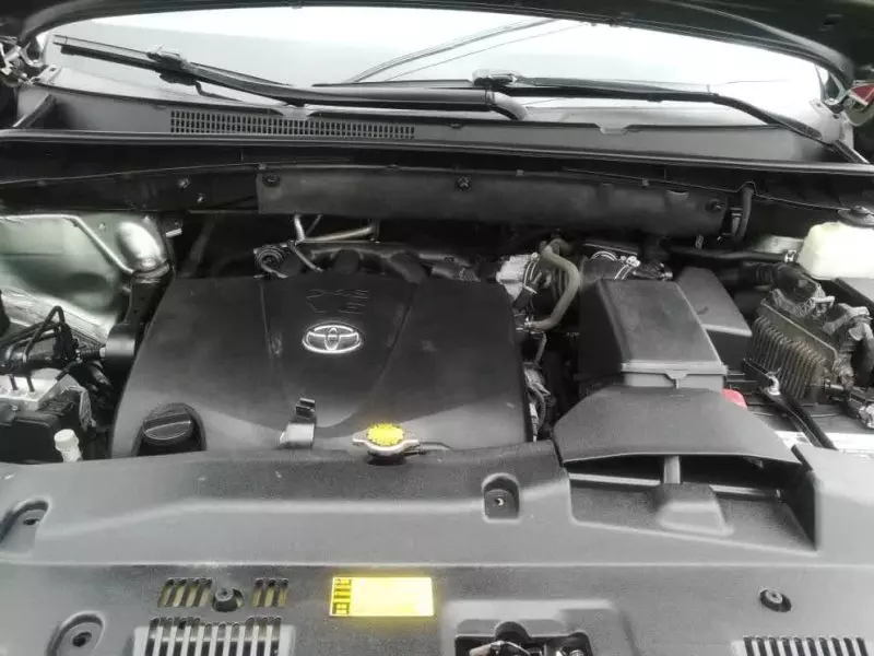Toyota Highlander   - 2017