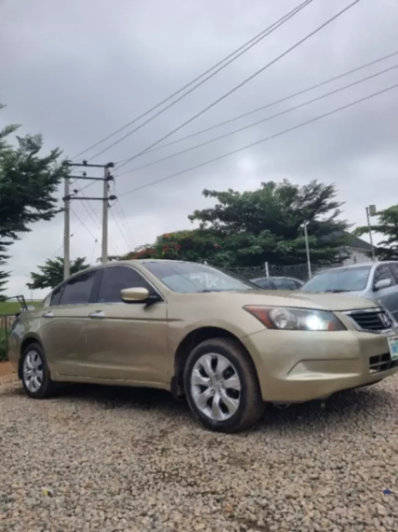 Honda Accord   - 2008