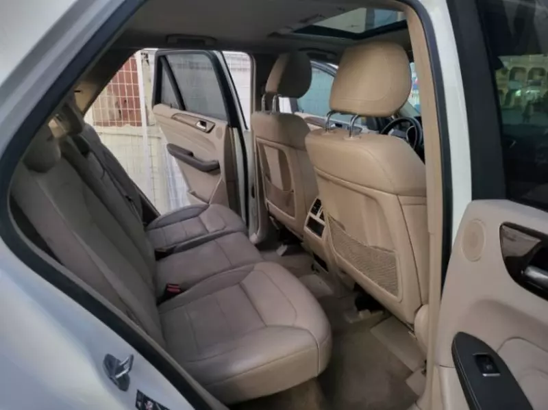 Mercedes-Benz ML 350   - 2011
