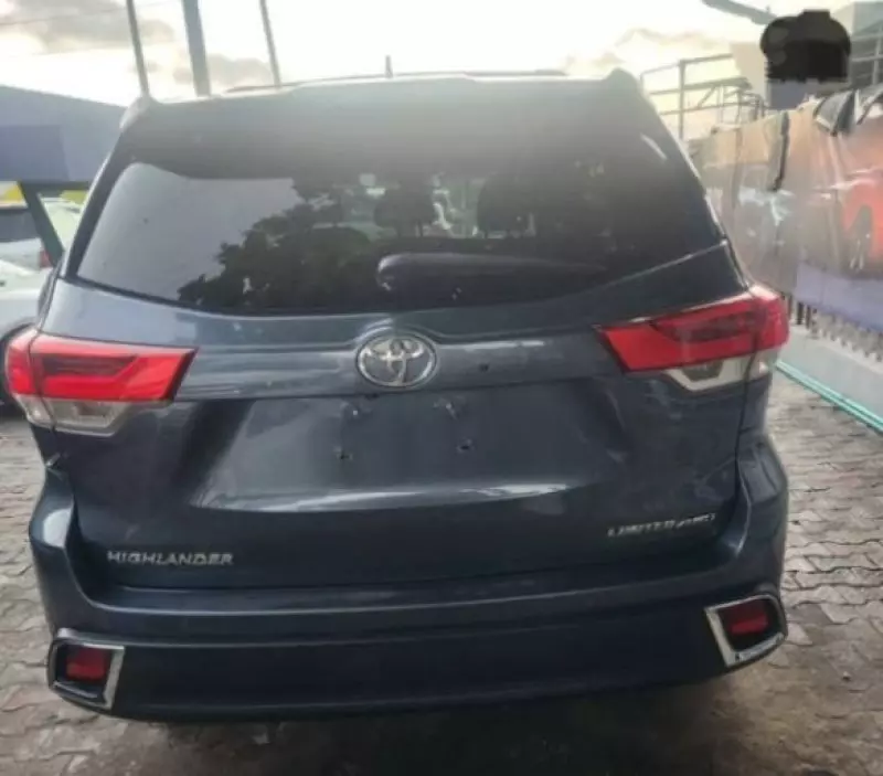 Toyota Highlander - 2017