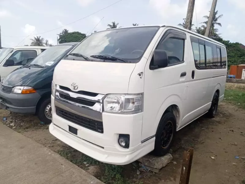 Toyota Hiace   - 2007