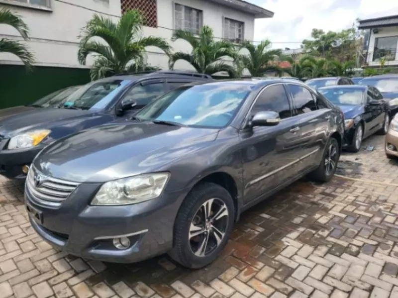 Toyota Camry   - 2007