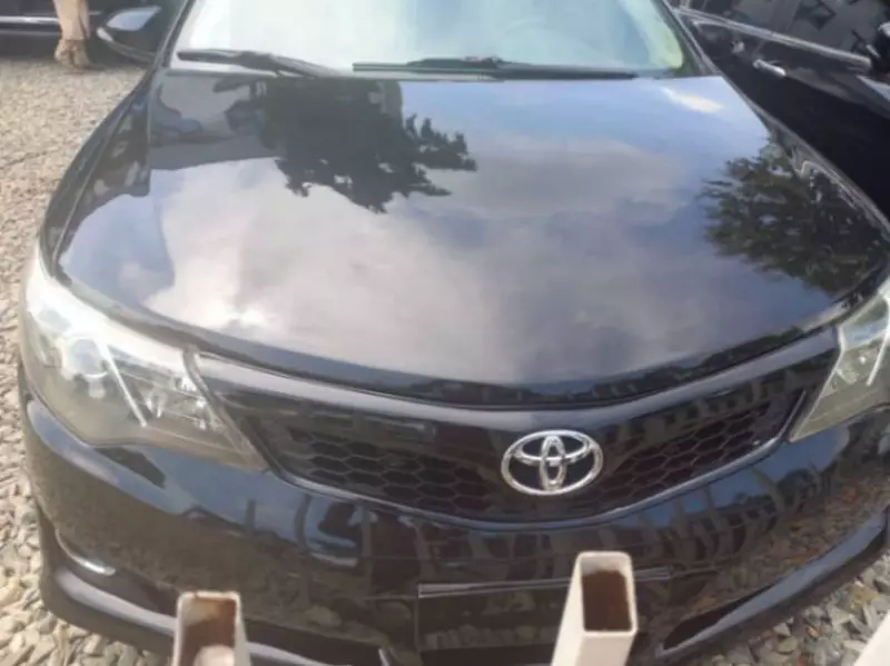 Toyota camry   - 2013
