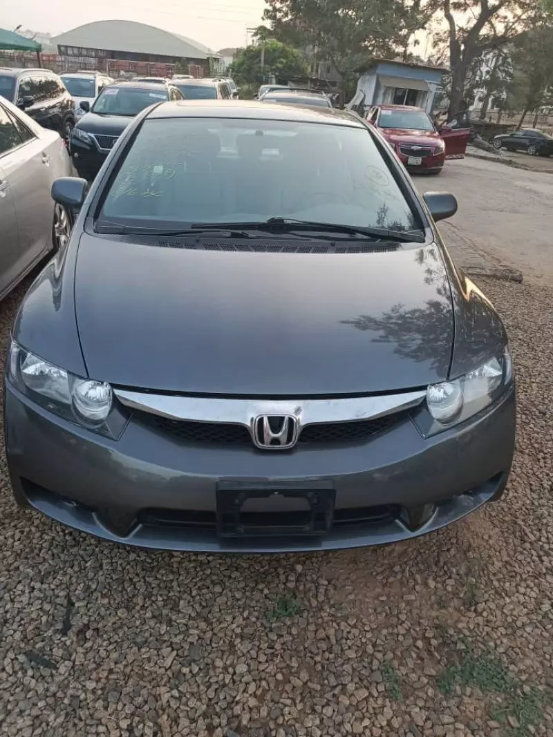 Honda Civic   - 2009