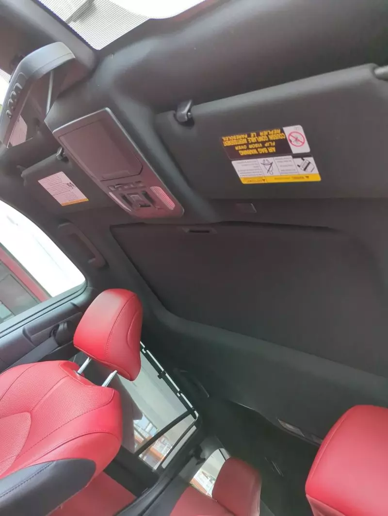 Toyota Highlander   - 2021