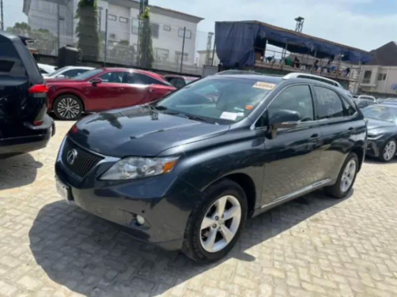 Lexus RX   - 2010