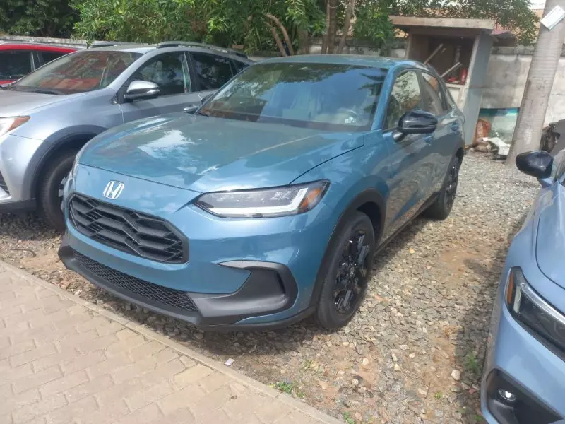 Honda HR-V   - 2023