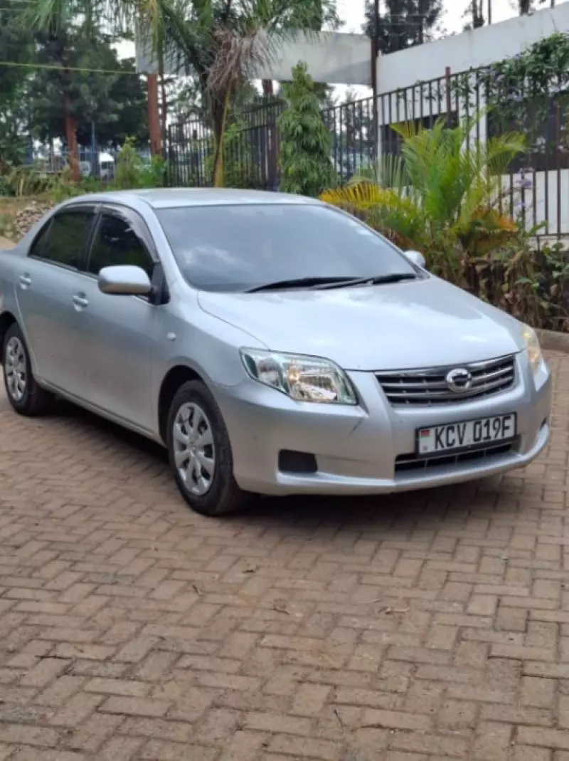 Toyota Axio    - 2012
