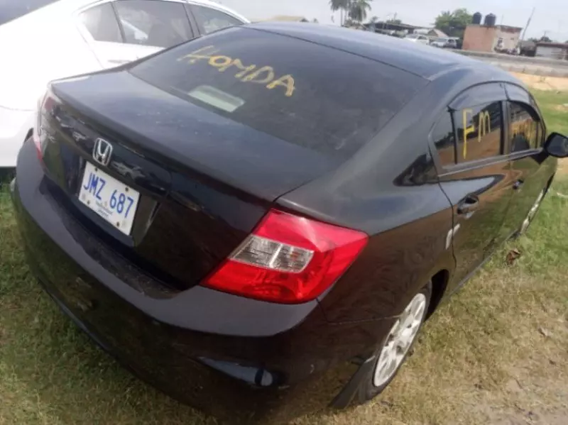 Honda Civic   - 2012