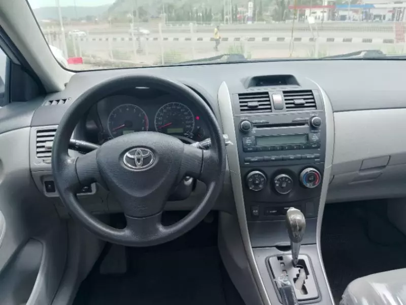 Toyota Corolla   - 2012