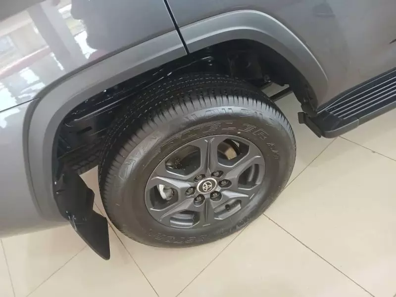 Toyota Landcruiser 300 GR Sport   - 2024