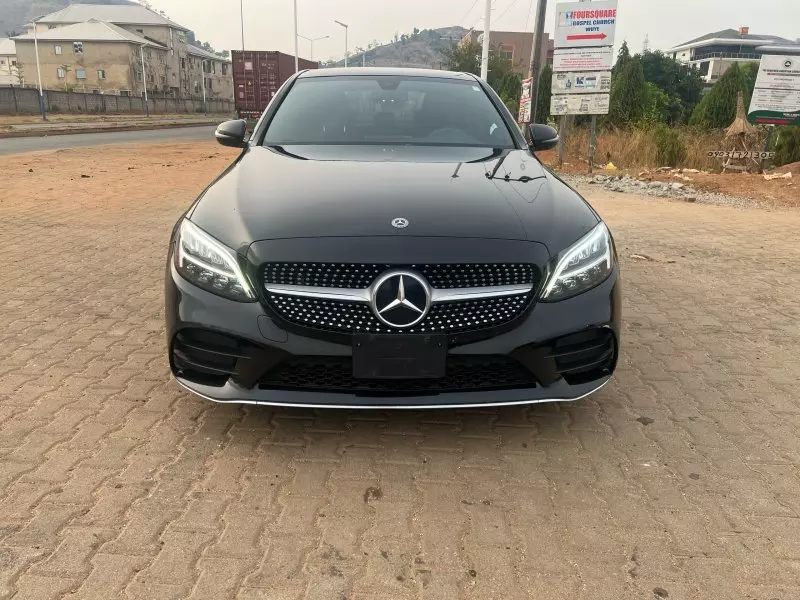 Mercedes-Benz C 300   - 2020