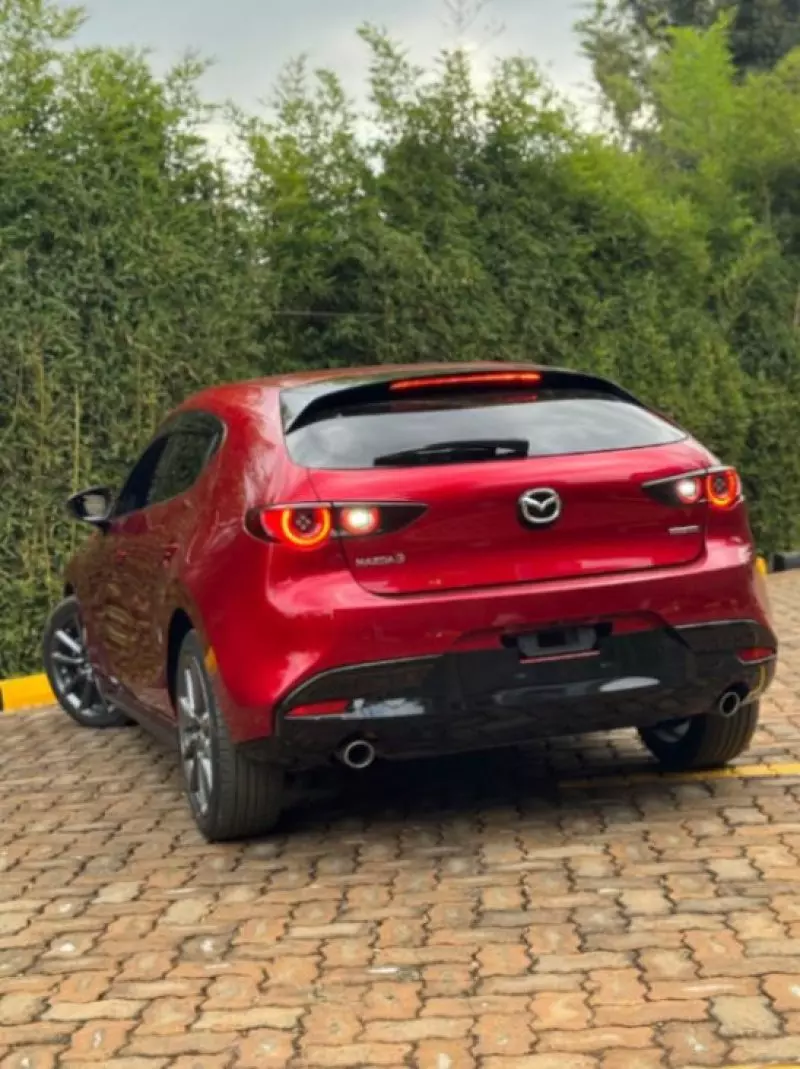 Mazda Axela    - 2018
