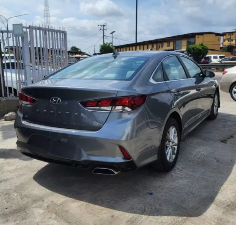 Hyundai Sonata   - 2018