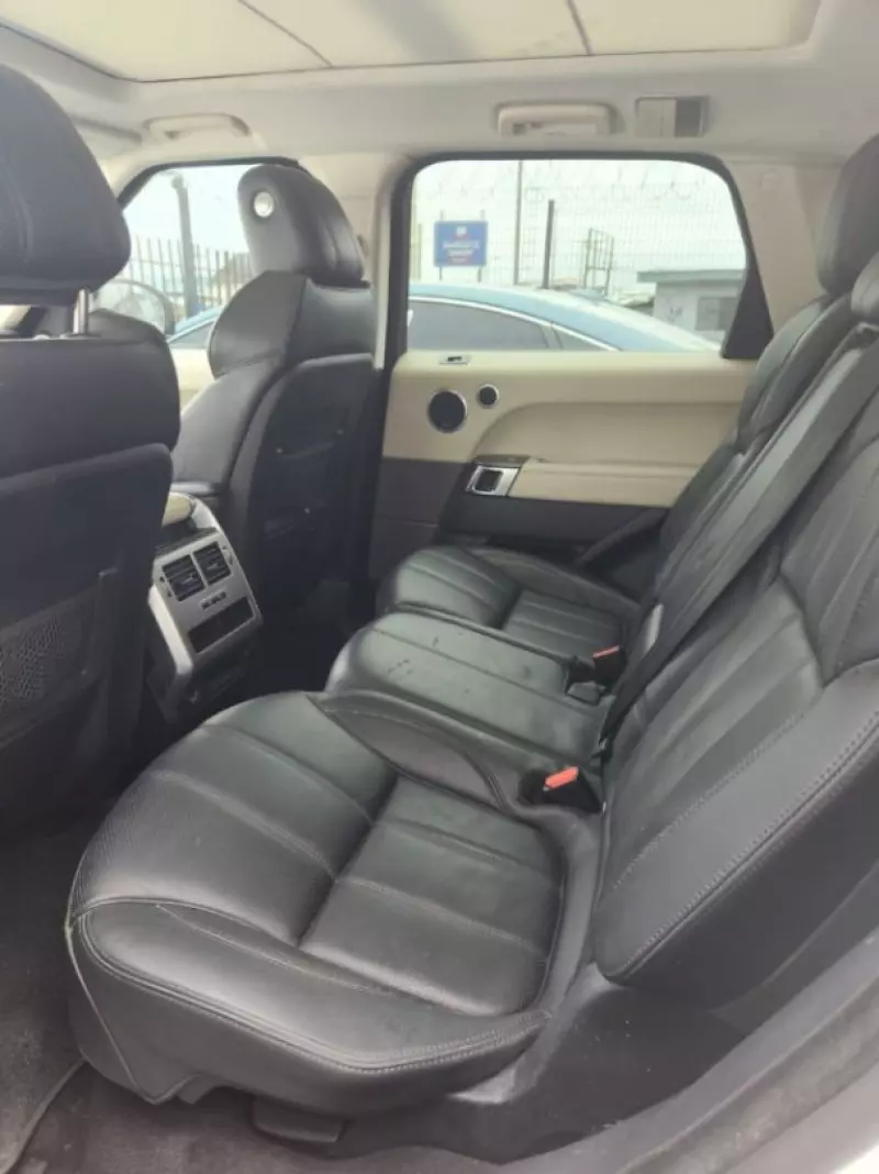 Land Rover Range Rover Sport   - 2014
