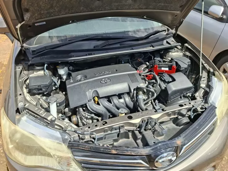 Toyota Fielder    - 2012