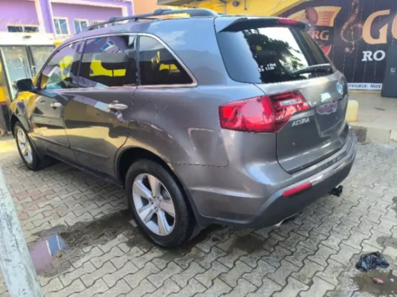 Acura MDX   - 2011