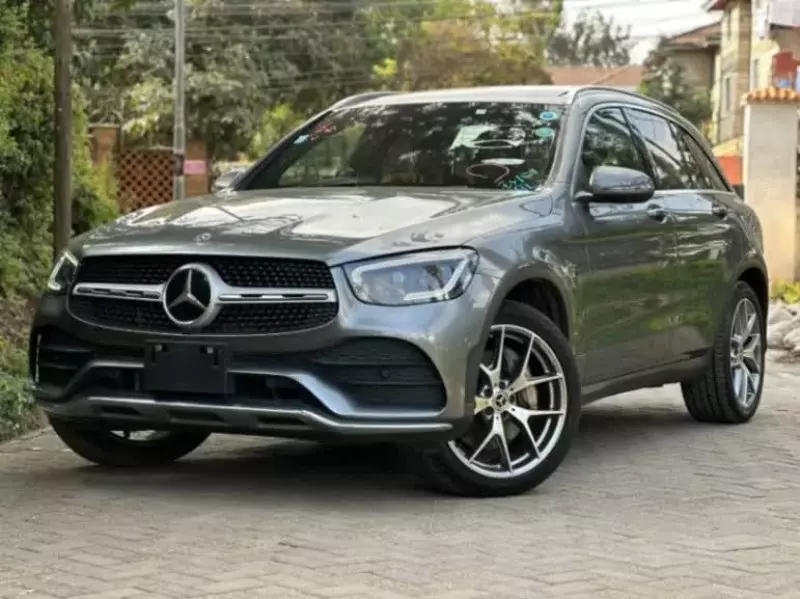 Mercedes-Benz GLC 300   - 2019