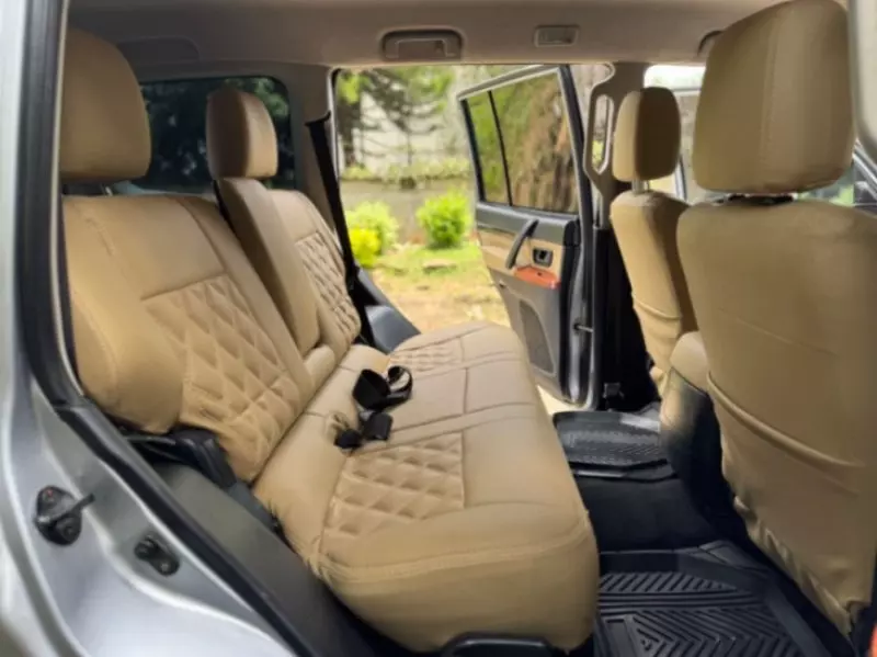 Mitsubishi Pajero   - 2012