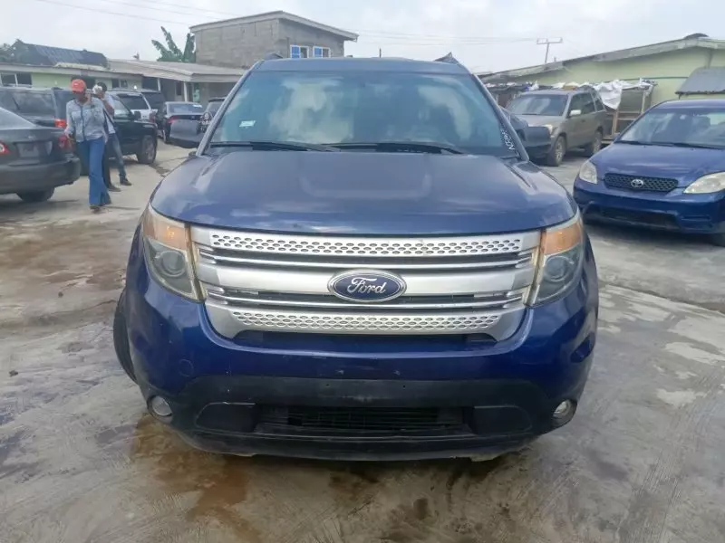 Ford Explorer   - 2013