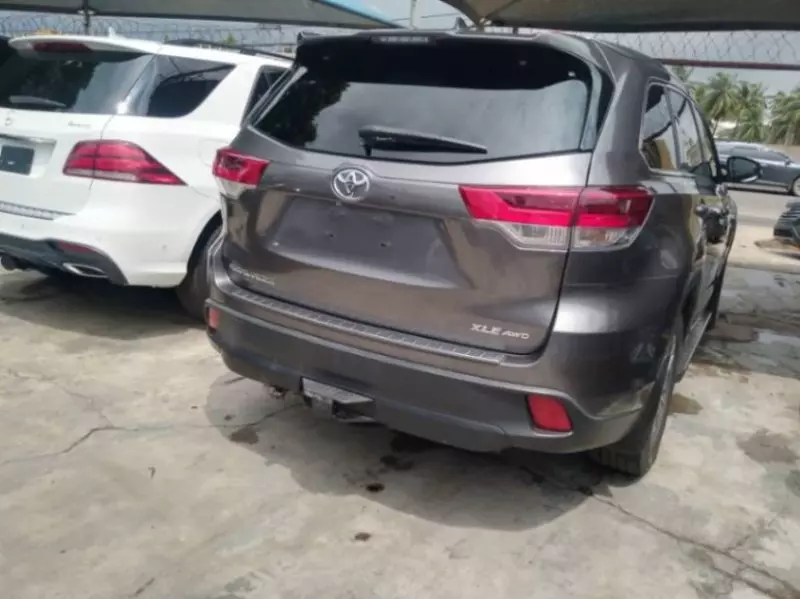 Toyota Highlander - 2014