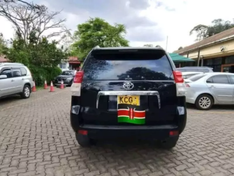 Toyota Landcruiser   - 2010