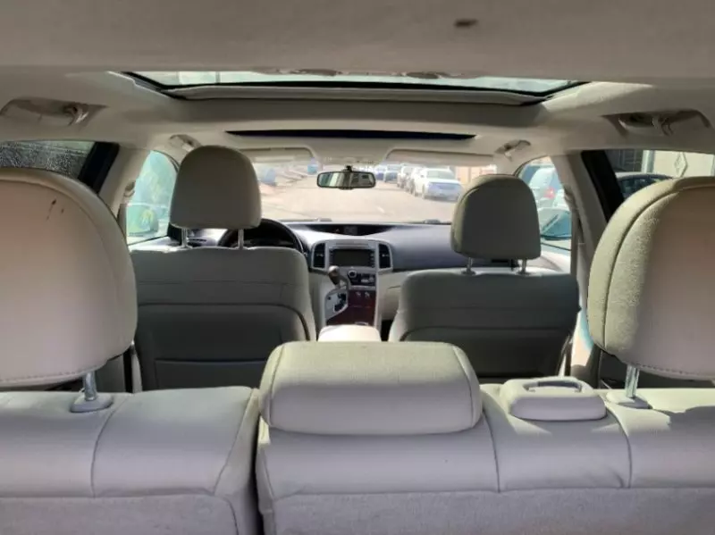Toyota Venza   - 2012