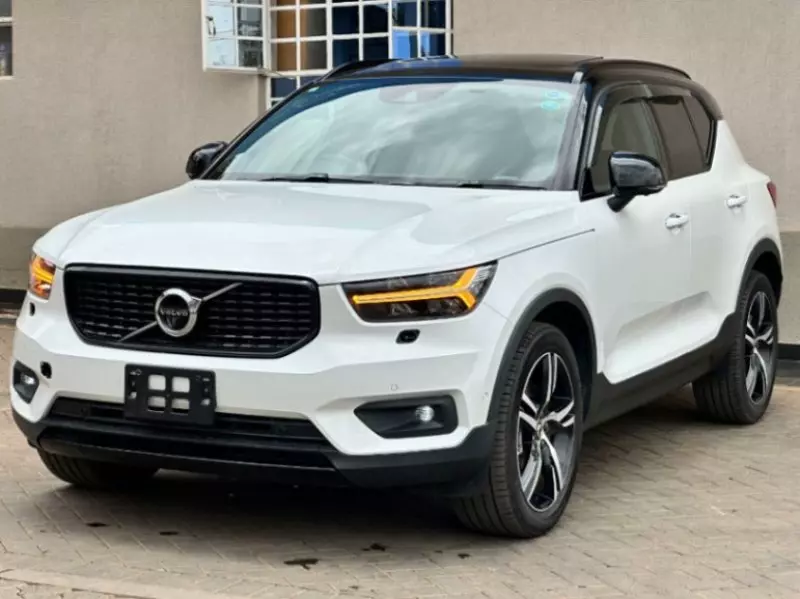 Volvo XC40   - 2018