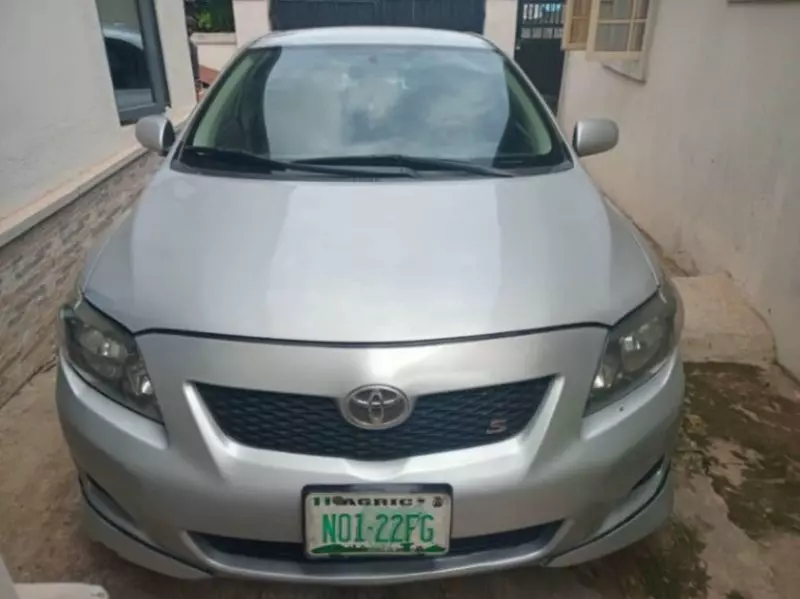 Toyota Corolla   - 2013