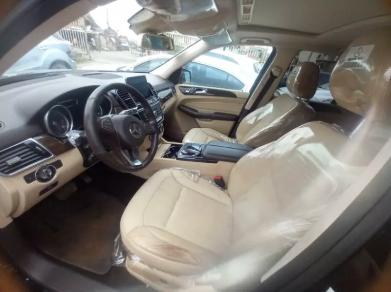 Mercedes-Benz GLE 350   - 2016