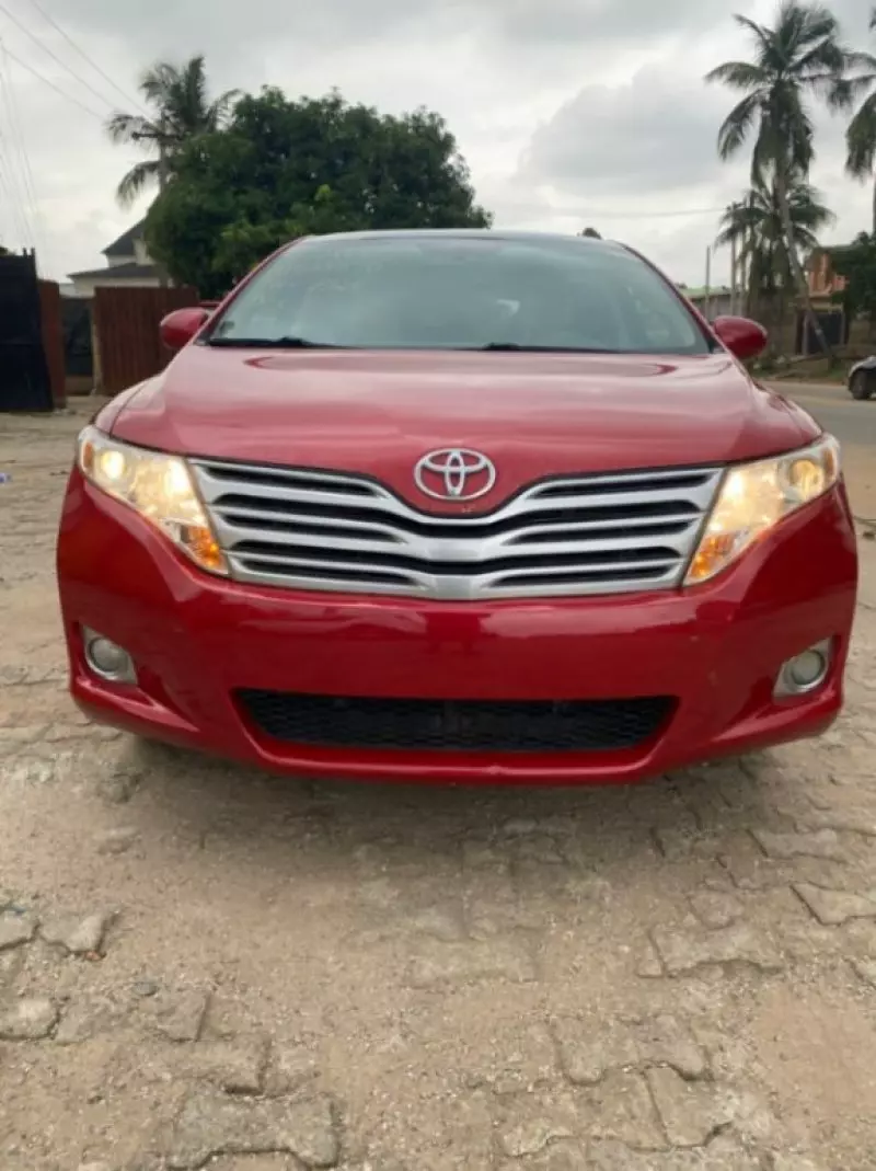 Toyota Venza   - 2010