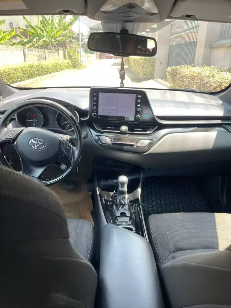 Toyota C-HR   - 2019