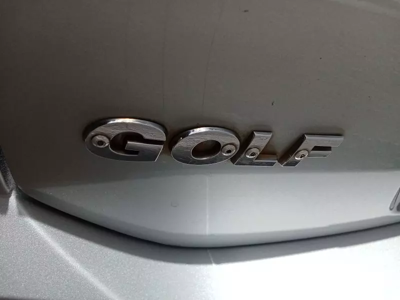 Volkswagen Golf   - 2014