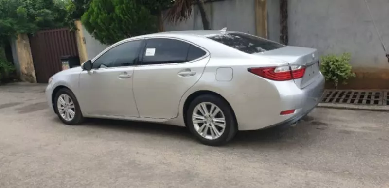 Lexus ES 350