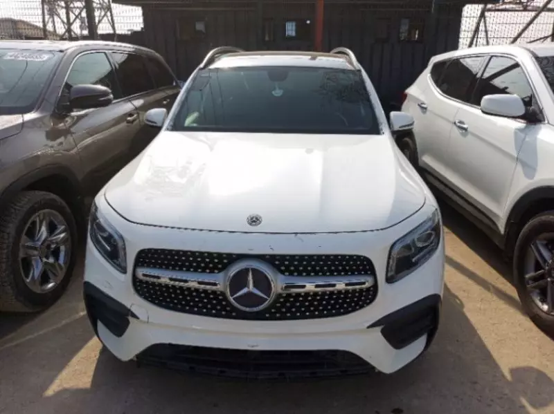 Mercedes-Benz GLB 250