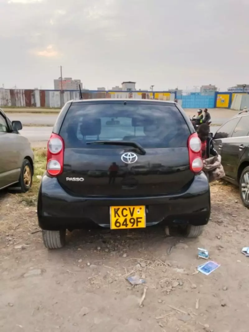 Toyota Passo   - 2011